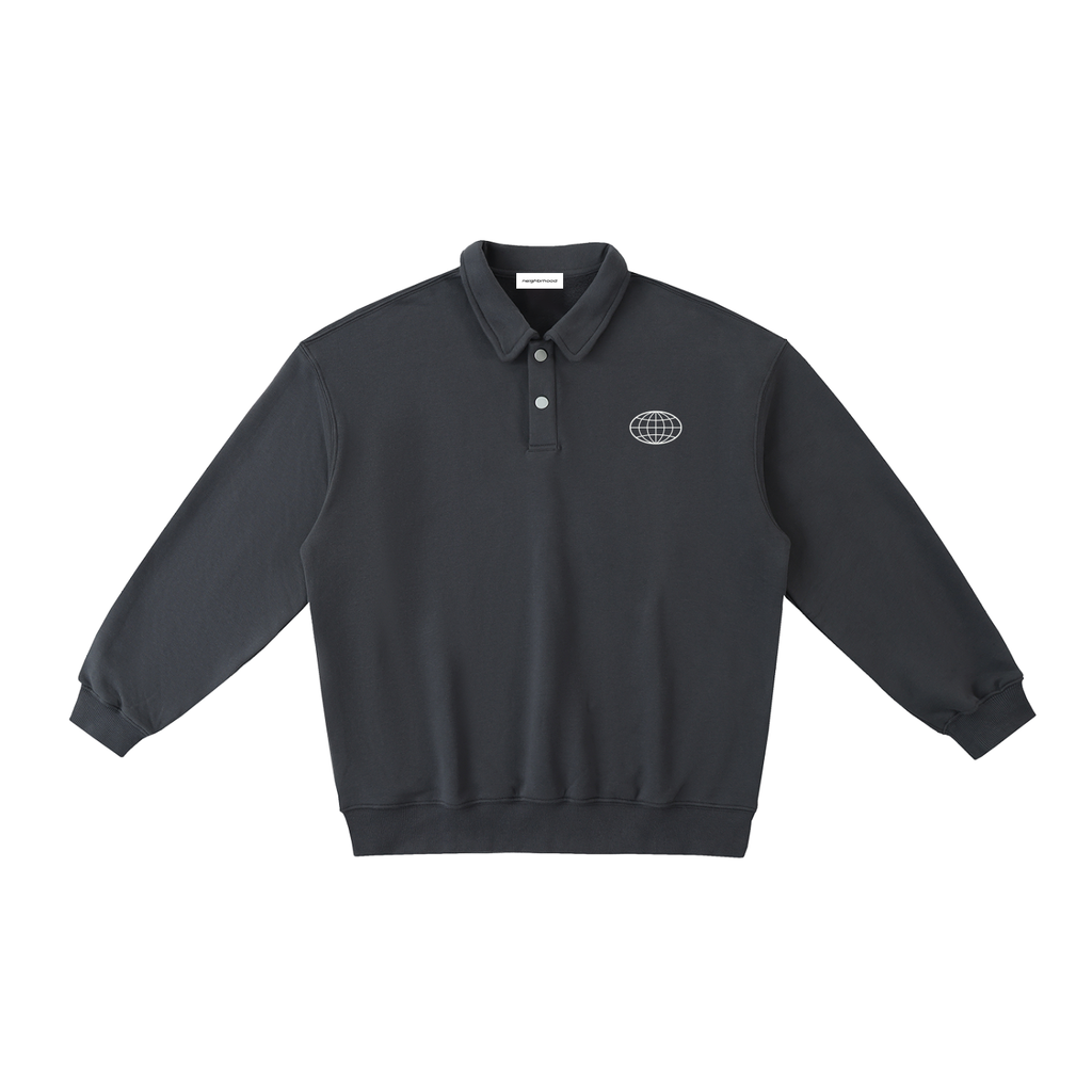 Collared globe sweatshirt